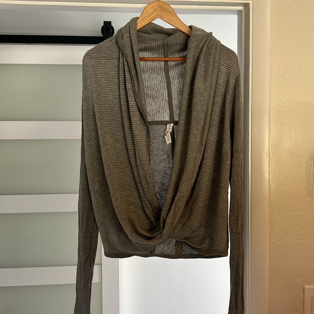Lululemon iconic wrap sweater